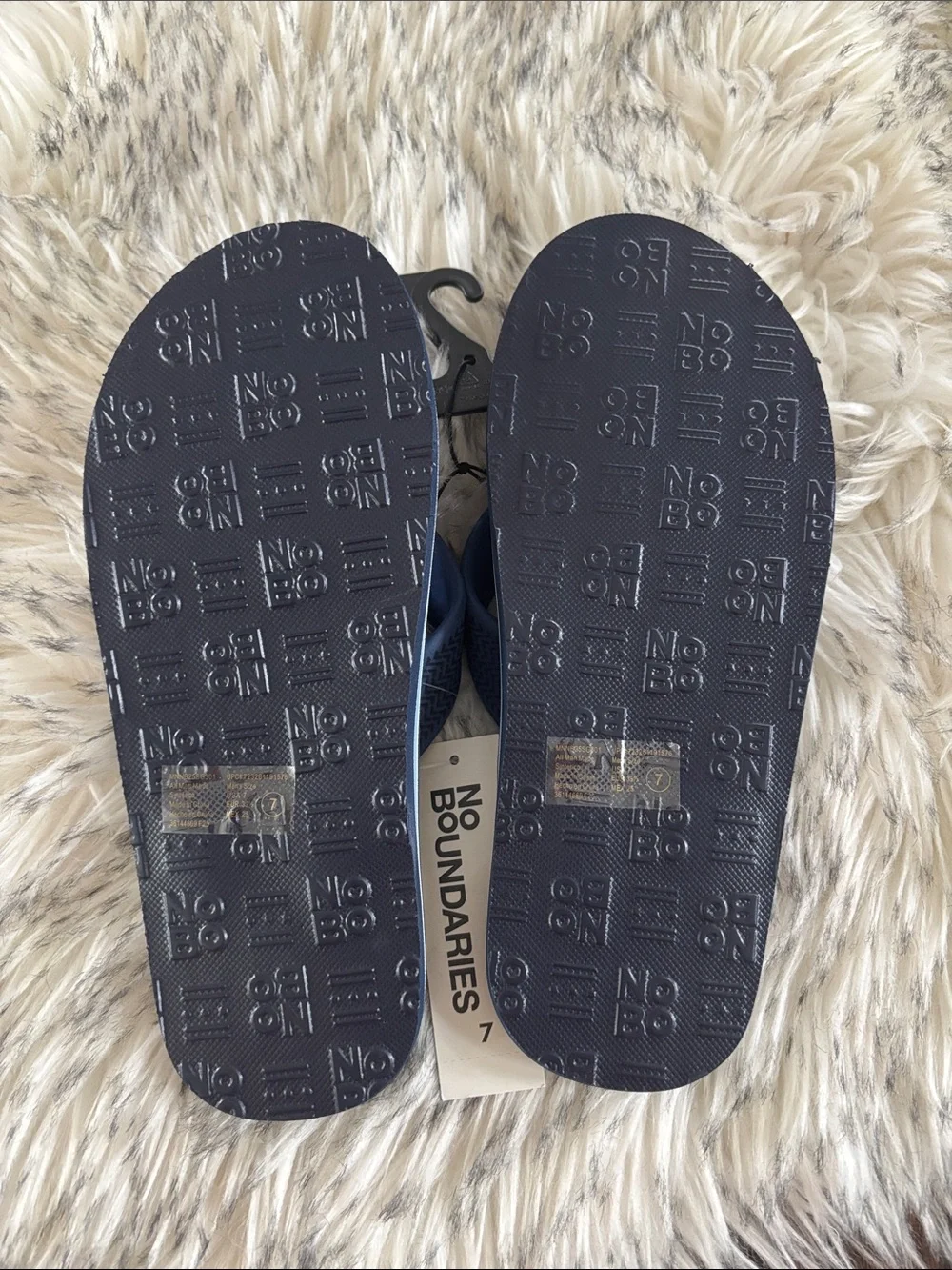NWT Men's Ocean Flip Flop Sandals Size 7